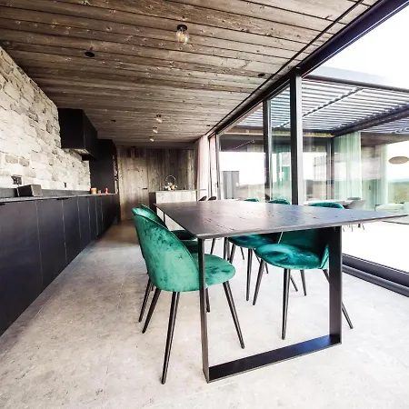 Modern With Magnificent View *