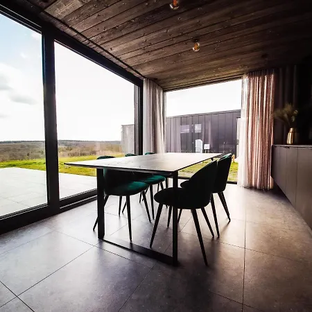 Modern With Magnificent View 度假居 *